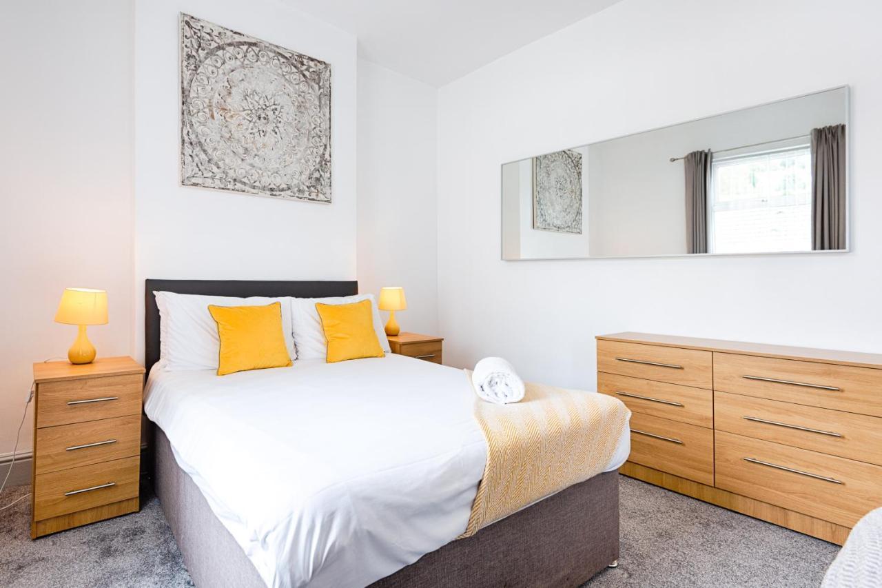 Walk To Swansea Stadium, 3 Rooms, Smart Tv'S Екстер'єр фото