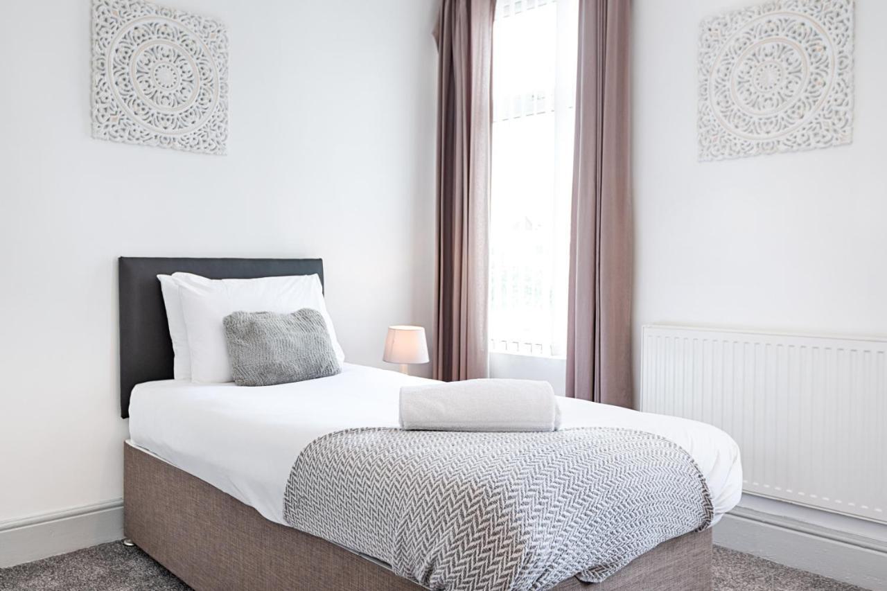 Walk To Swansea Stadium, 3 Rooms, Smart Tv'S Екстер'єр фото