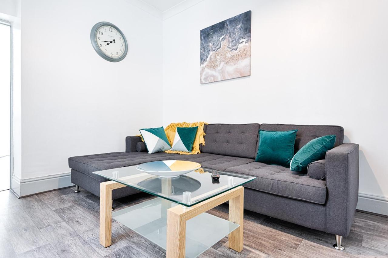 Walk To Swansea Stadium, 3 Rooms, Smart Tv'S Екстер'єр фото