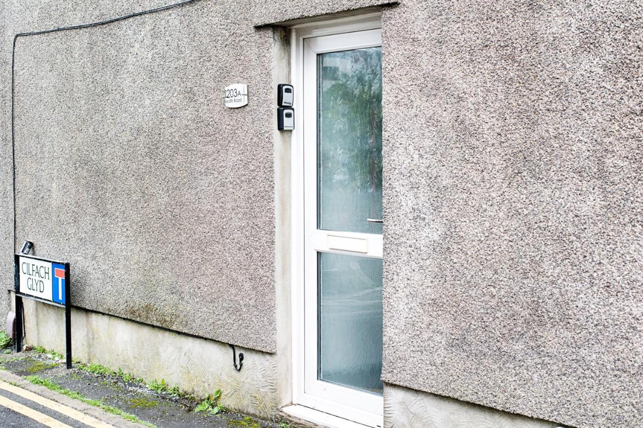 Walk To Swansea Stadium, 3 Rooms, Smart Tv'S Екстер'єр фото