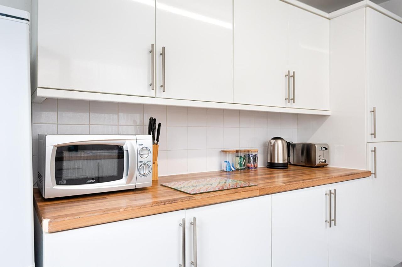 Walk To Swansea Stadium, 3 Rooms, Smart Tv'S Екстер'єр фото